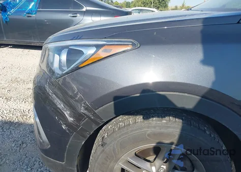 2017 Hyundai Santa Fe Sport 2.4L z USA, uszkodzony, nr VIN 5XYZU3LB9HG460483